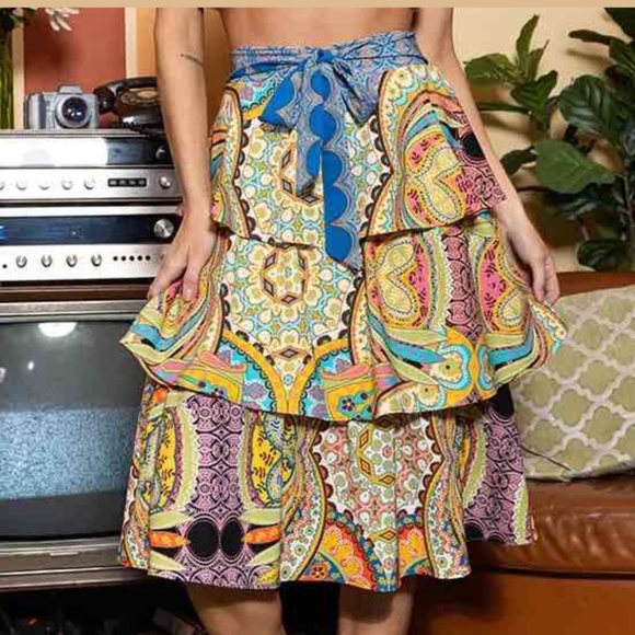 Ces Femme Border Print Tiered Midi Skirt - Picture 2 of 16